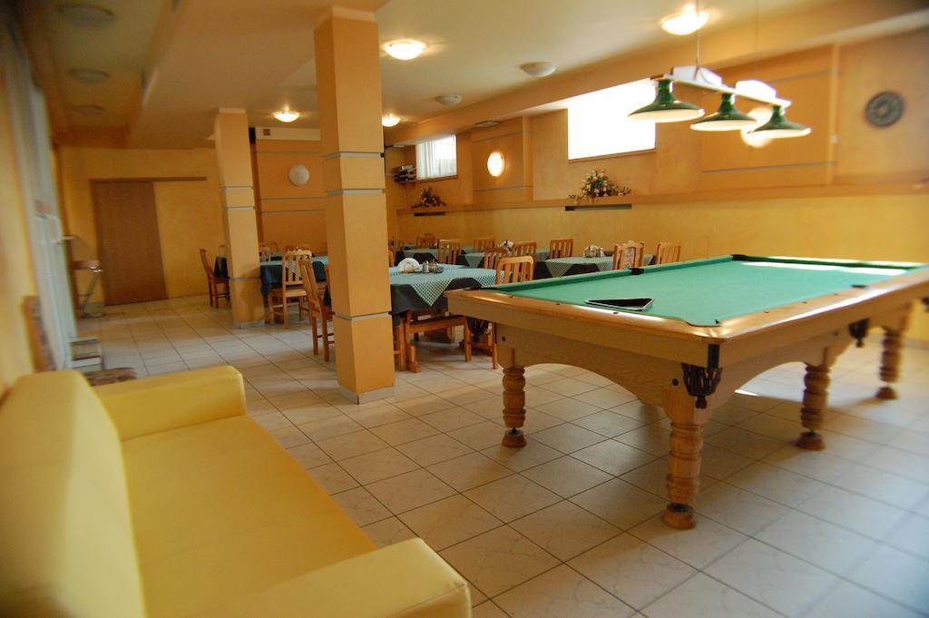 Zajazd Ustronie Crickhowell Exterior foto